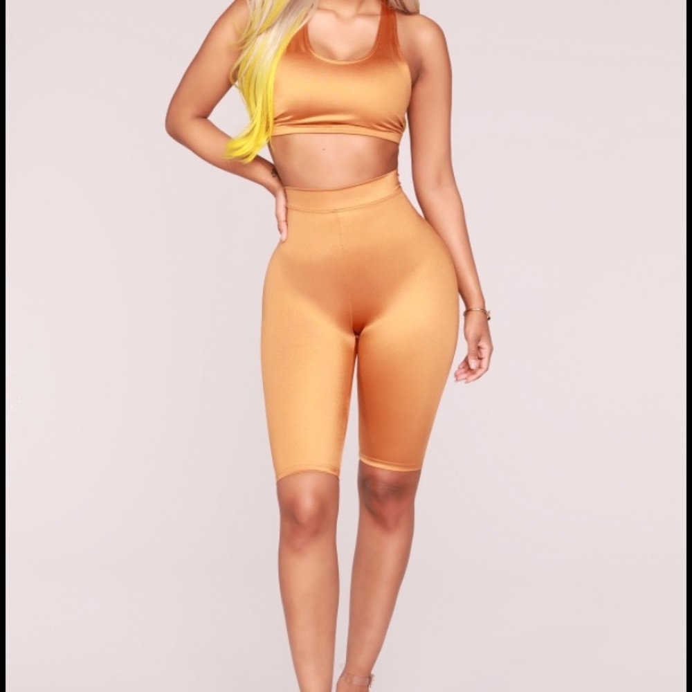 Two piece set